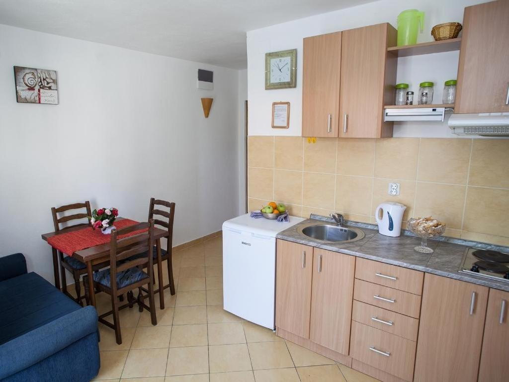 Daria Apartments Kotor Habitación foto