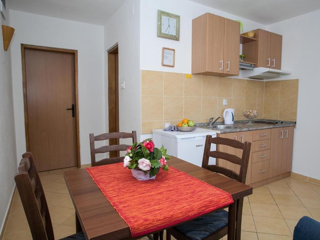 Daria Apartments Kotor Habitación foto