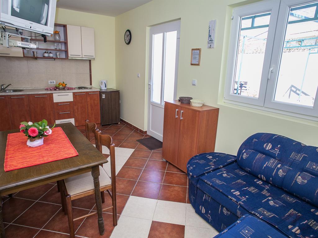 Daria Apartments Kotor Habitación foto