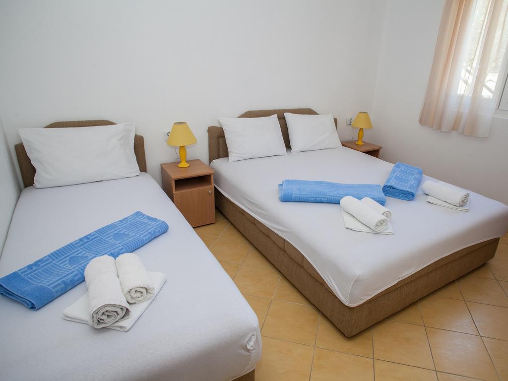 Daria Apartments Kotor Habitación foto